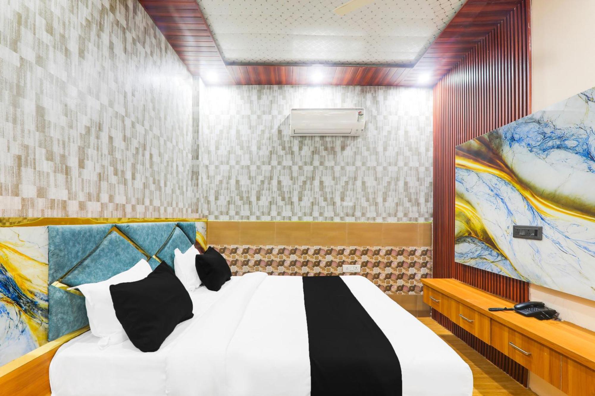 Hotel O V. K Palace Inn Lucknow Exterior photo